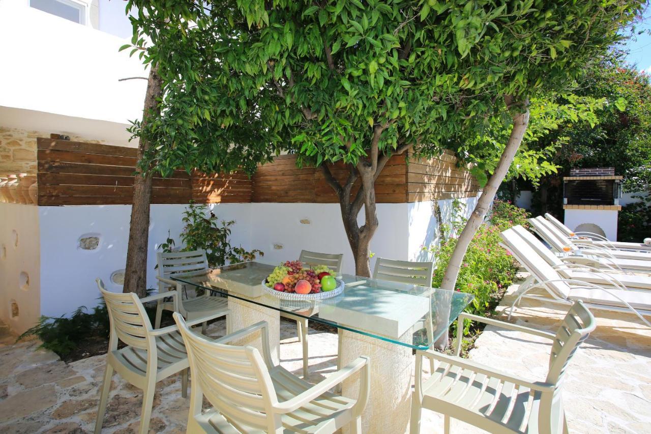Villa Oasis Камиларион Экстерьер фото