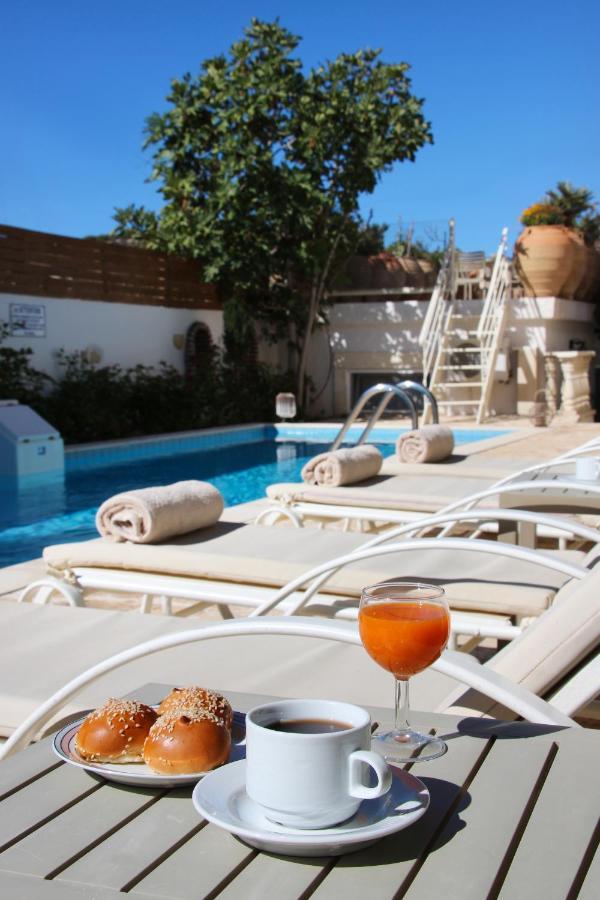 Villa Oasis Камиларион Экстерьер фото